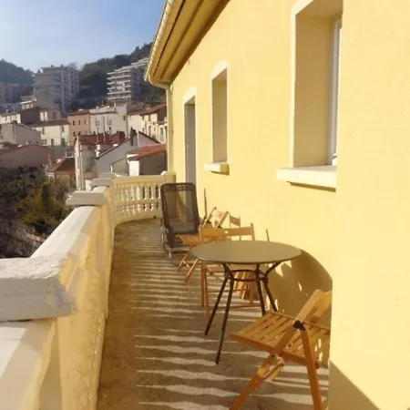 Confortable F3 Avec Balcon/terrasse En Centre-ville, Proximite Cures, Parking, Ascenseur, Pour 4 Pers. - Fr-1-703-88 Apartamento